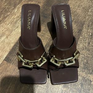 Never worn brown heels